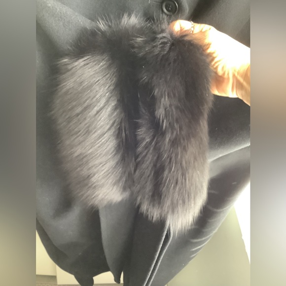 EUC Wool Cashmere Fox fur cape - Picture 14 of 15